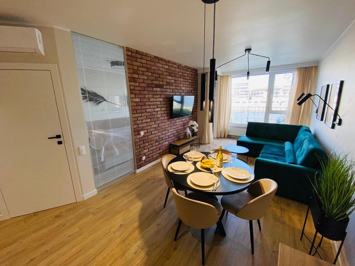 Apartamenty S&S Chlebova Gdansk Z Widokiem Na Rzeke Motlawe, Stare Miasto Exterior foto