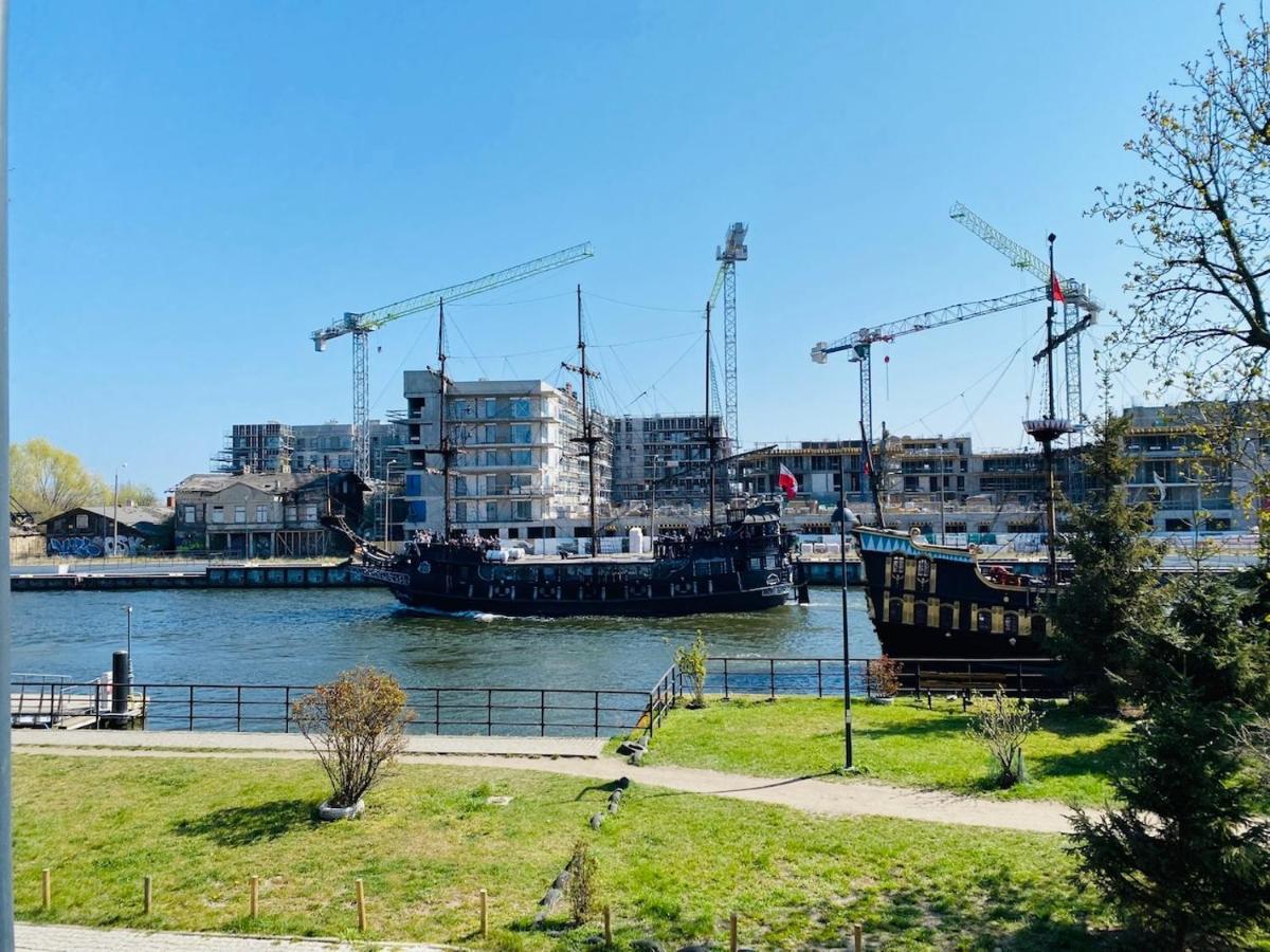 Apartamenty S&S Chlebova Gdansk Z Widokiem Na Rzeke Motlawe, Stare Miasto Exterior foto
