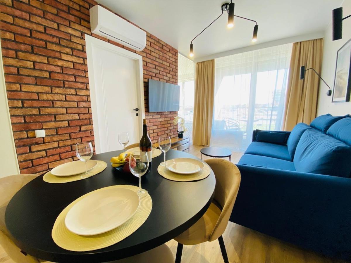 Apartamenty S&S Chlebova Gdansk Z Widokiem Na Rzeke Motlawe, Stare Miasto Exterior foto