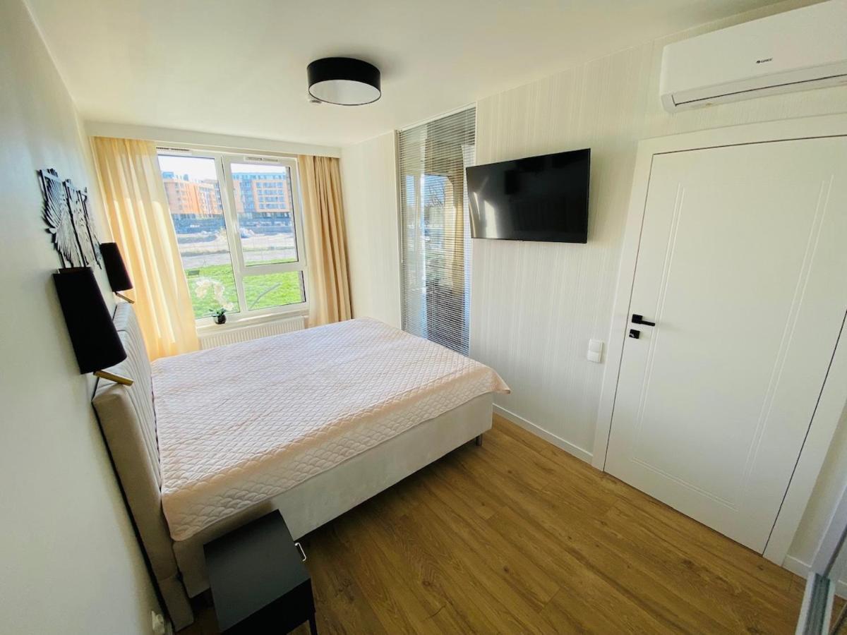 Apartamenty S&S Chlebova Gdansk Z Widokiem Na Rzeke Motlawe, Stare Miasto Exterior foto